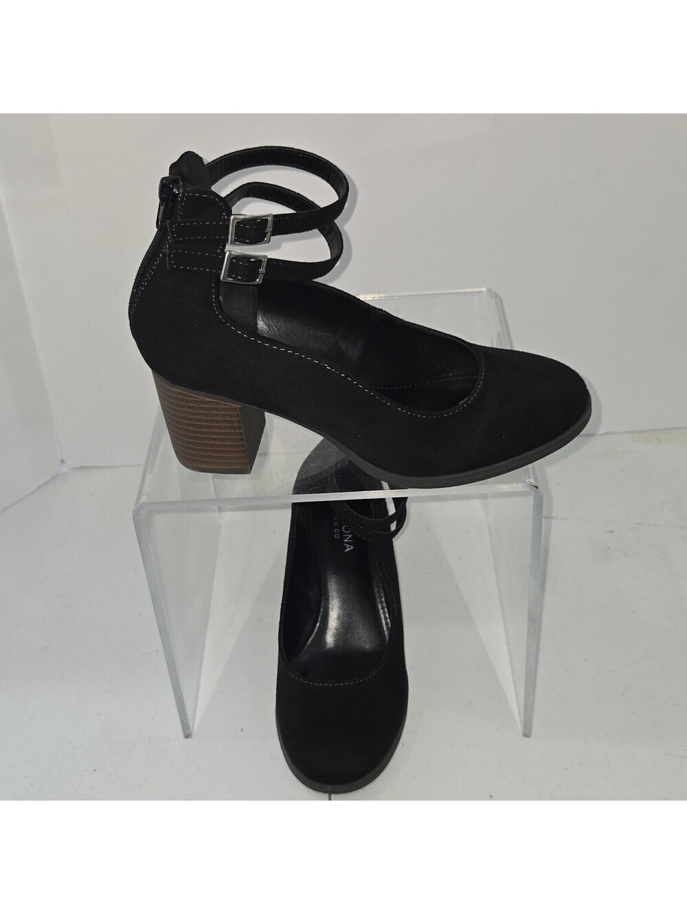 Arizona Jean Co. Black Ankle Double Buckle Strap Block Heel Pumps Size 6M
